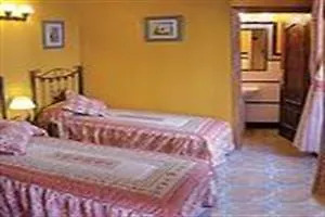 Gogh Apartment