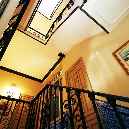 Gogh Apartment *